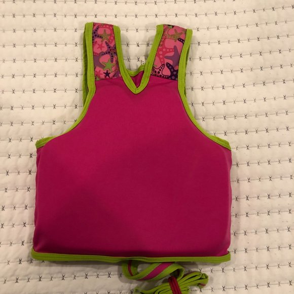 SwimSchool Kids Swim Trainer Vests for Toddlers Ages 2-6 - Picture 2 of 3